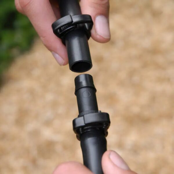 2f289717fabf67ad6fdd10919e17664a_0232~0208-11 Garden irrigation accessories